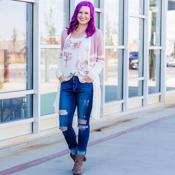 Meet your Posher, Amee - Picture 2 of 2